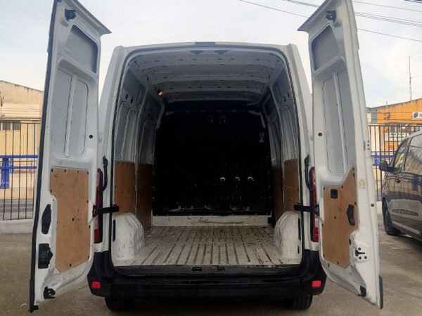 Renault Master Furgón T L2H2 3300 dCi 130CV E6 – Furgonetas segunda mano Zaragoza - Imagen 6
