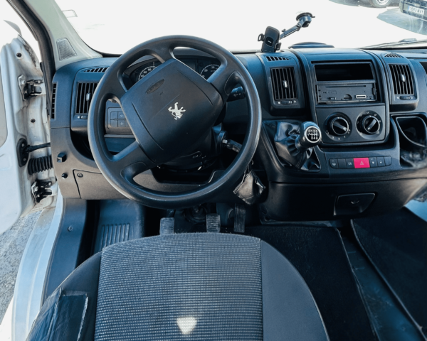 Peugeot Boxer Portavehículos 2.2 HDi | Furgonetas segunda mano - Imagen 4