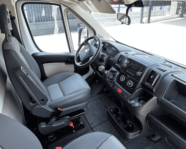 Fiat Ducato 30 Corto 2.0 Multijet 85kW 115CV E6 | Furgonetas segunda mano Zaragoza - Imagen 8