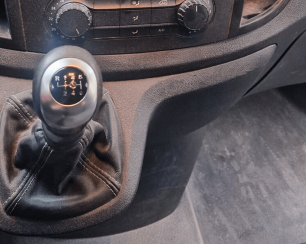 Cambio manual de 6 velocidades en Mercedes-Benz Vito