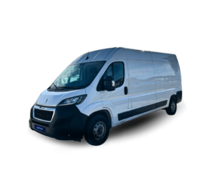 Peugeot Boxer 335 L3H2 2021 vehículo industrial de segunda mano en Zaragoza, disponible en Mapicars con garantía y mantenimiento al día.