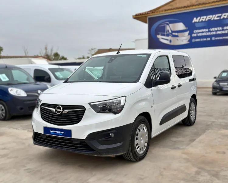 OPEL Combo Life 1.5 TD 75 kW (100 CV) S&S Edition L de segunda mano 2021 Mapicars